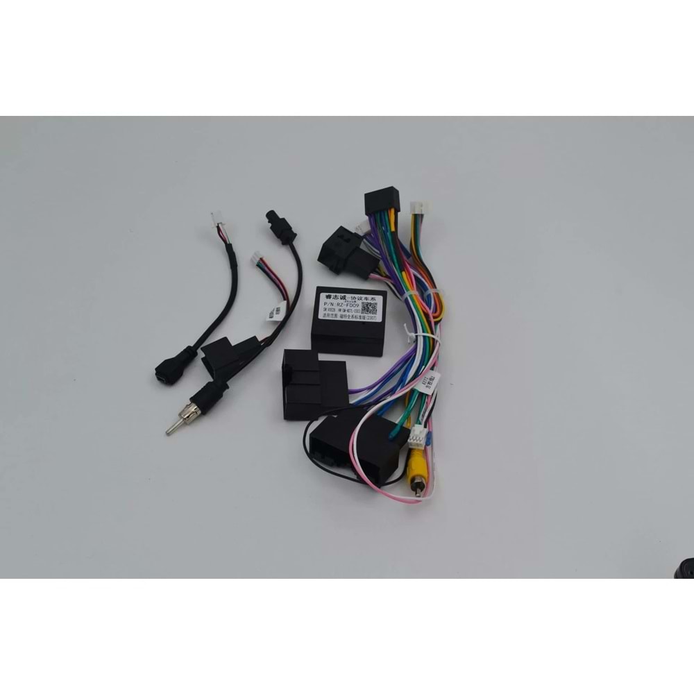 Ford Tourneo 2017-2018 Multimedya Çerçevesi